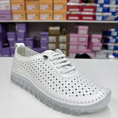 Pantofi Dama albi piele naturala, comozi 3624