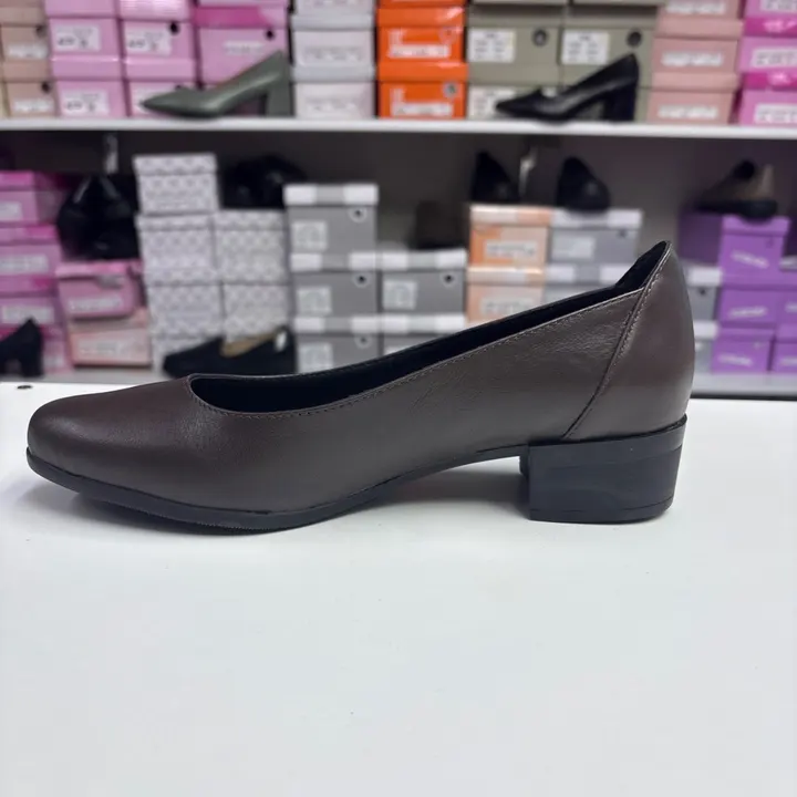 Pantof dama maro slip-on, profil cu talpa joasa si toc gros