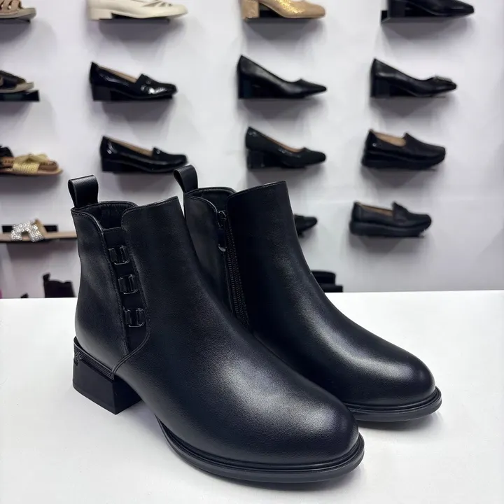 Ghete Dama negre, elastic lateral, toc gros 6670