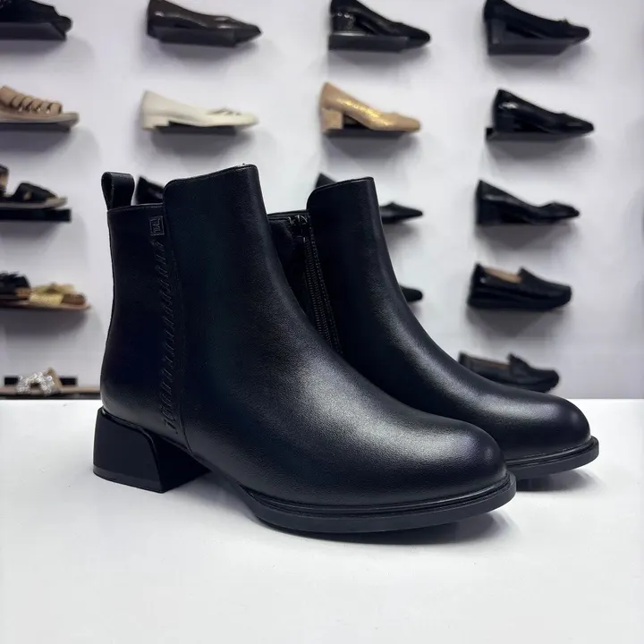 Ghete Dama negre, toc gros, elastic si fermoar 495